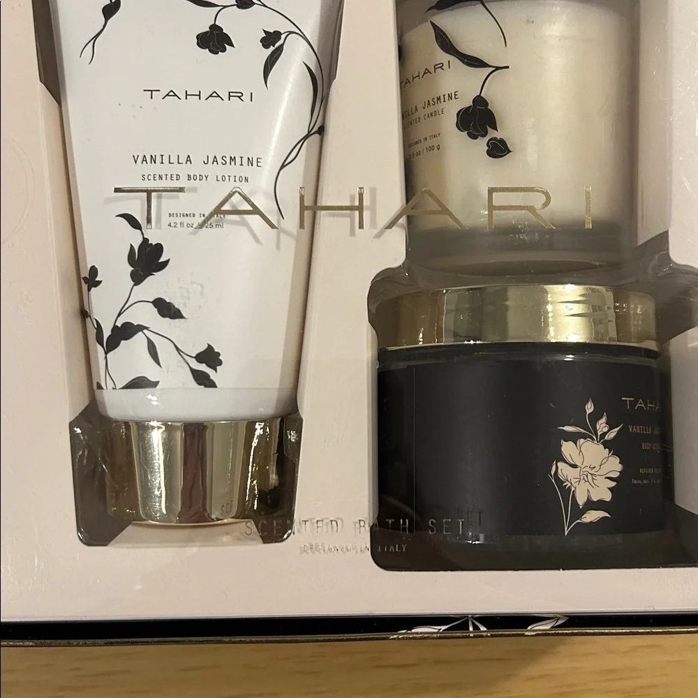 Tahari Black and White Bath Set with Gold Accents - Picture 2 of 4